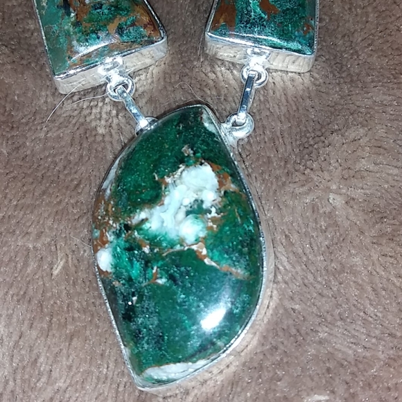 Genuine chrysocolla necklace set in silver - Picture 3 of 4